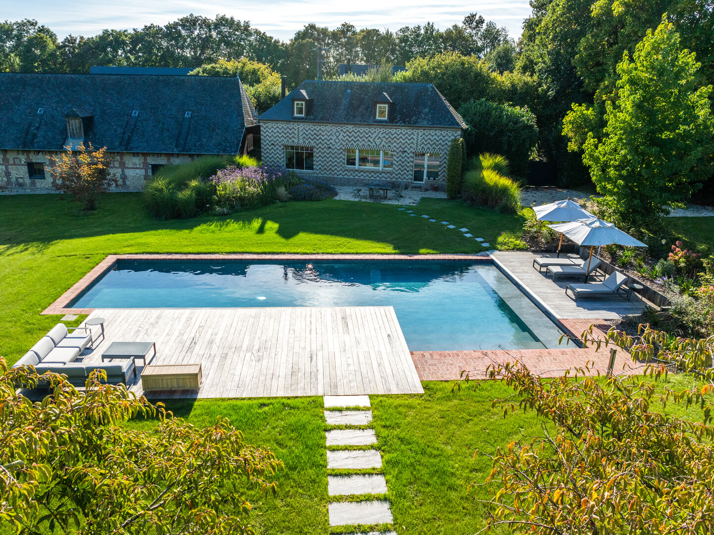 Piscine Classique en L - B